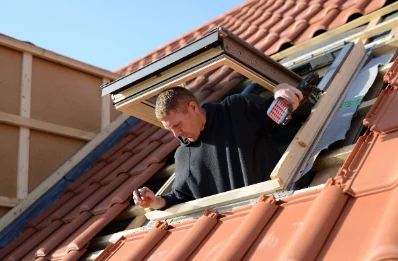 Pose de fenêtres de toit Velux à Aussos